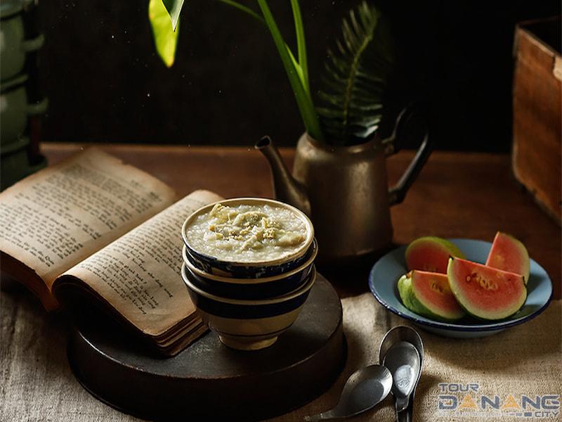 Chè Khoai Môn Huế: Hương Vị Tinh Túy Của Cố Đô