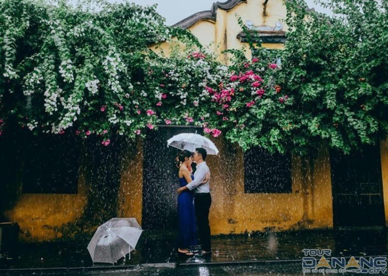 Trải nghiệm Du lịch Đà Nẵng Mùa Mưa: Những điều cần biết