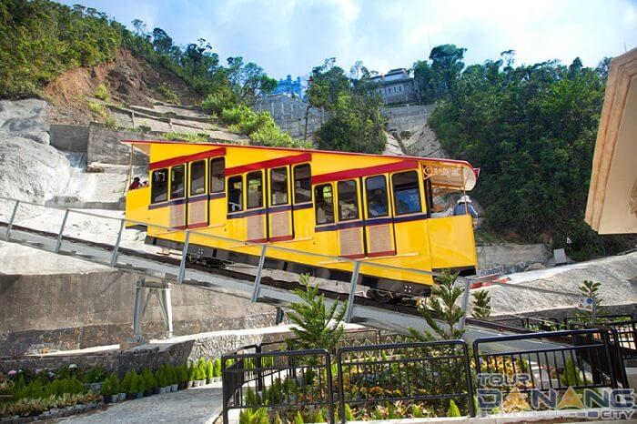 Tàu Hỏa Leo Núi Bà Nà Hills: Trải Nghiệm Tuyệt Vời Không Thể Bỏ Qua 1 Tàu Hỏa Leo Núi Bà Nà Hills: Trải Nghiệm Tuyệt Vời Không Thể Bỏ Qua