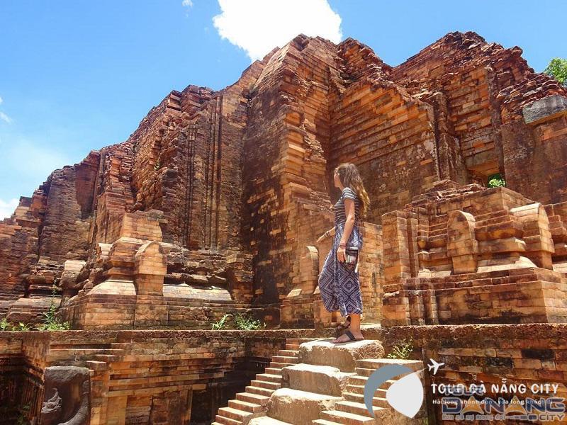 Thánh Địa Mỹ Sơn: Di Sản Văn Hóa Thế Giới Thu Hút Hàng Ngàn Du Khách